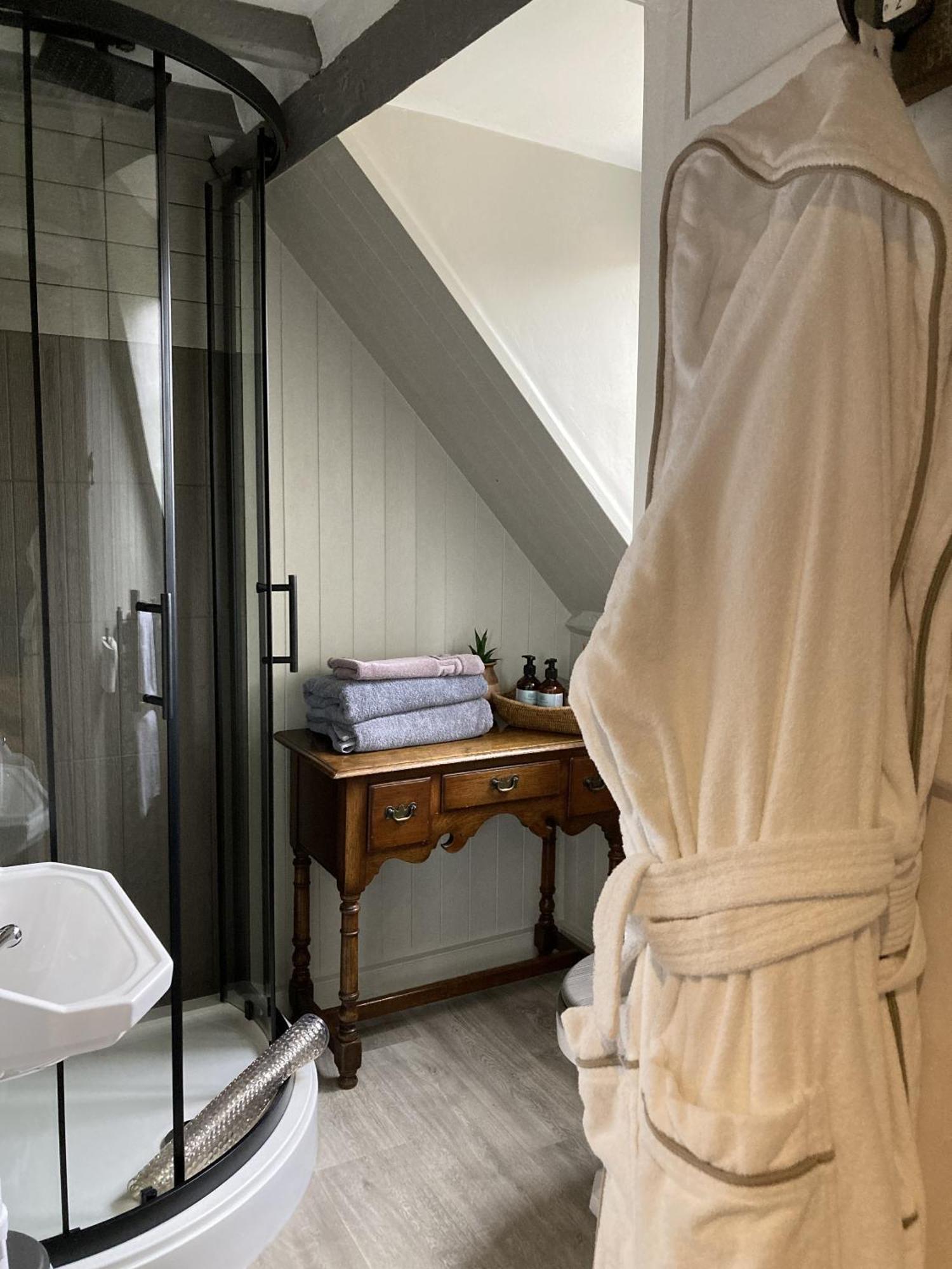 Habitación Doble con baño privado